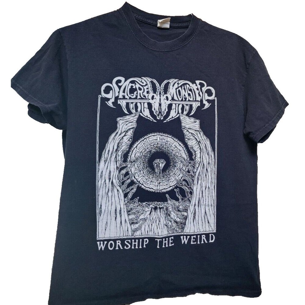 Sacred Monster Worship The Weird black T-Shirt Size Medium Goth Metal Band